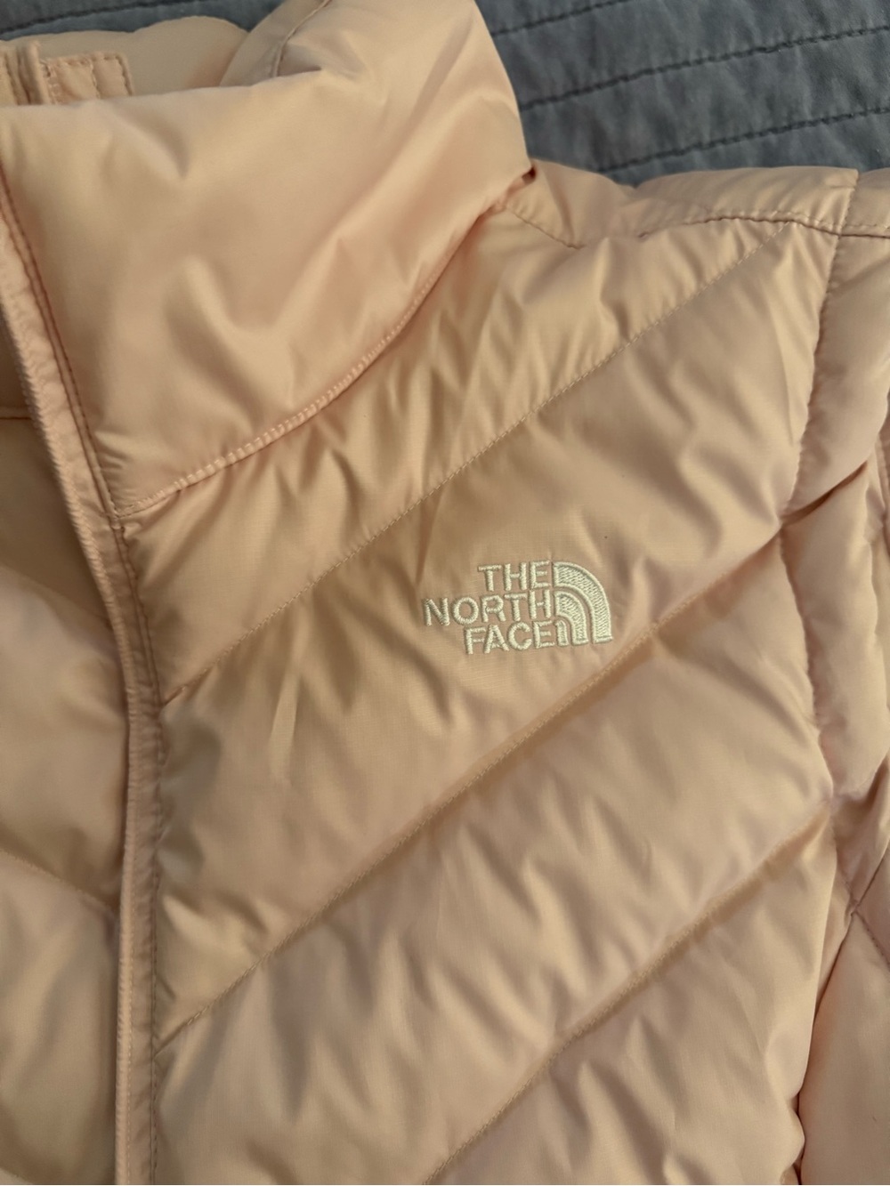 The North Face Women’s Pale Pink Quilted Down Insulated Vest Plus Size XXL - Picture 2 of 5